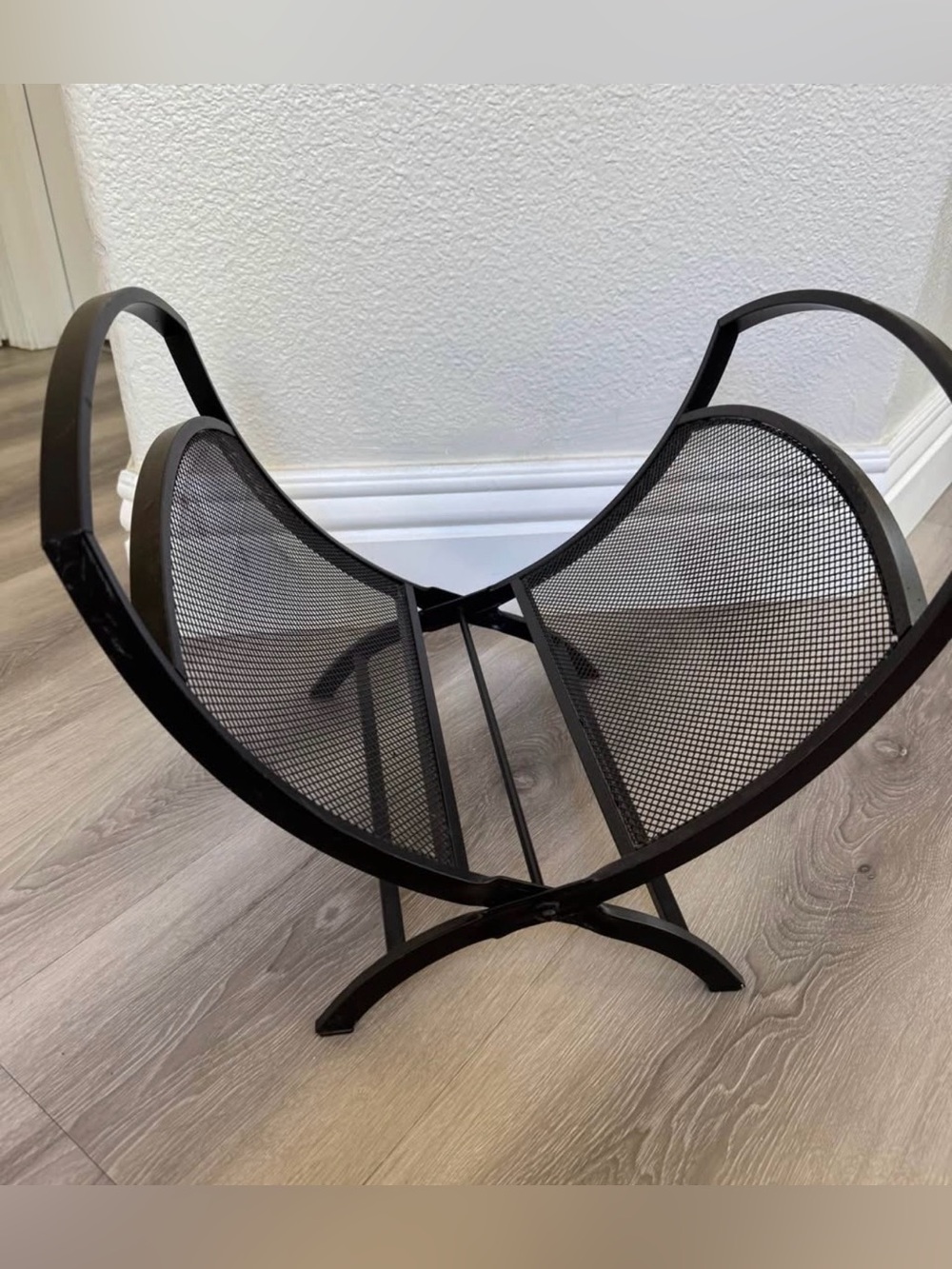 Black Metal Log Holder / Kindling Rack/ Magazines Rack